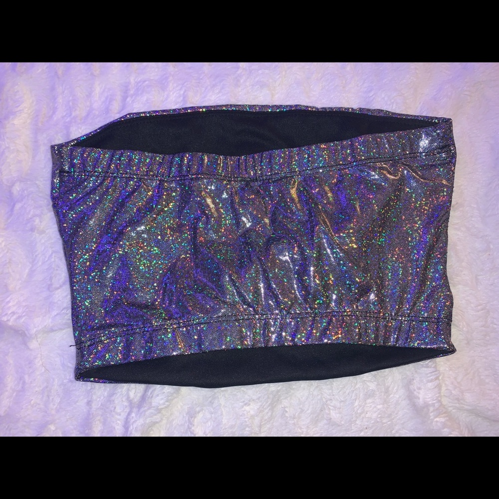 Top - Picture 2 of 3